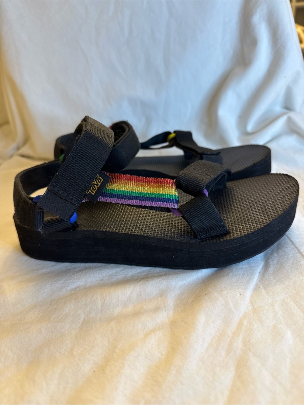 TEVA 1122010 Womens Sz 6 Midform Universal Pride Metallic Rainbow Sandals - Picture 2 of 8